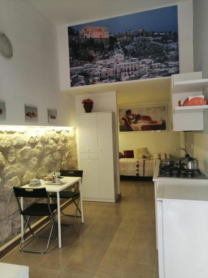 Canton Delle Rose Apartment ชิคลี ภายนอก รูปภาพ